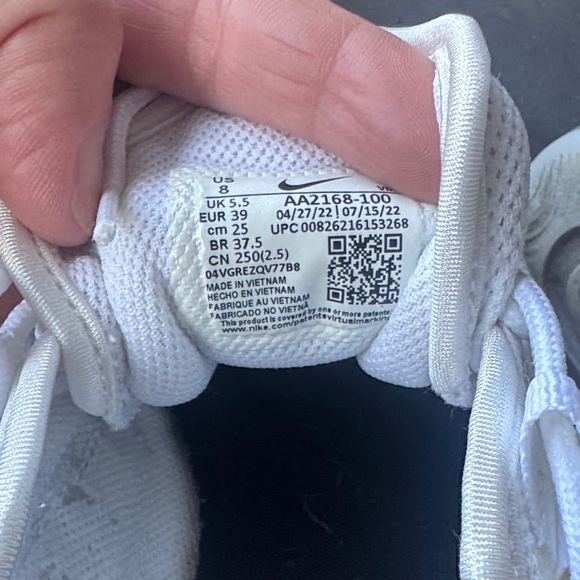 Nike Air Max White Sneakers - Picture 5 of 5